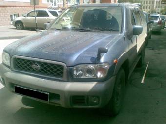 1999 Nissan Terrano Pictures