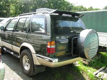 1999 Nissan Terrano Photos