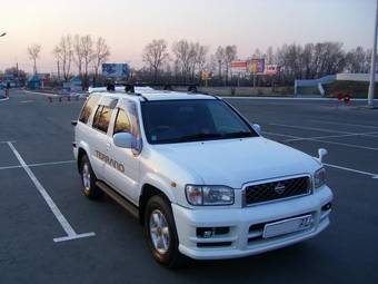 1999 Nissan Terrano Photos