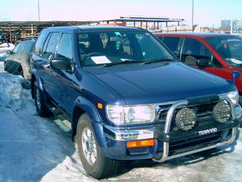 2000 Nissan Terrano