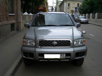 2000 Nissan Terrano