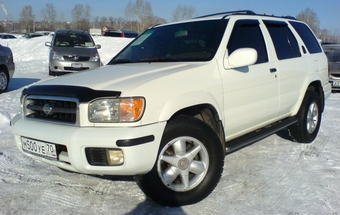 2000 Nissan Terrano