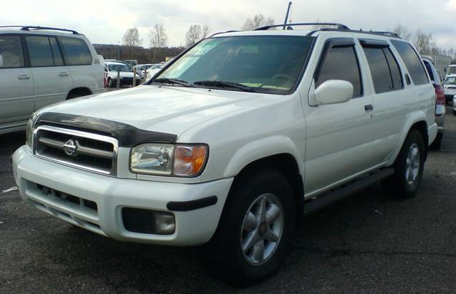 2000 Nissan Terrano