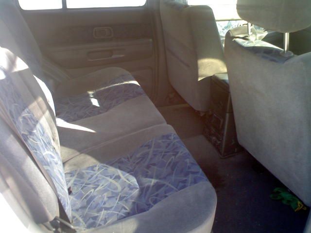 2000 Nissan Terrano