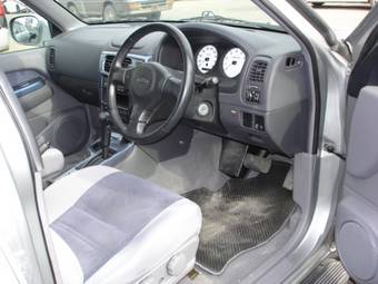 2000 Nissan Terrano Pictures