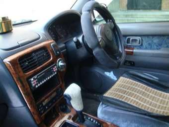 2000 Nissan Terrano Pictures