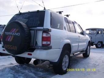 2000 Nissan Terrano Photos