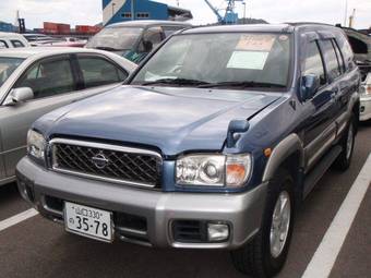 2000 Nissan Terrano Photos