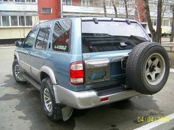 2000 Nissan Terrano Pictures