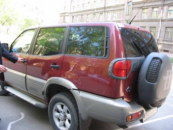 2001 Nissan Terrano