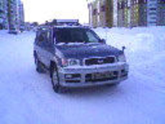 2001 Nissan Terrano