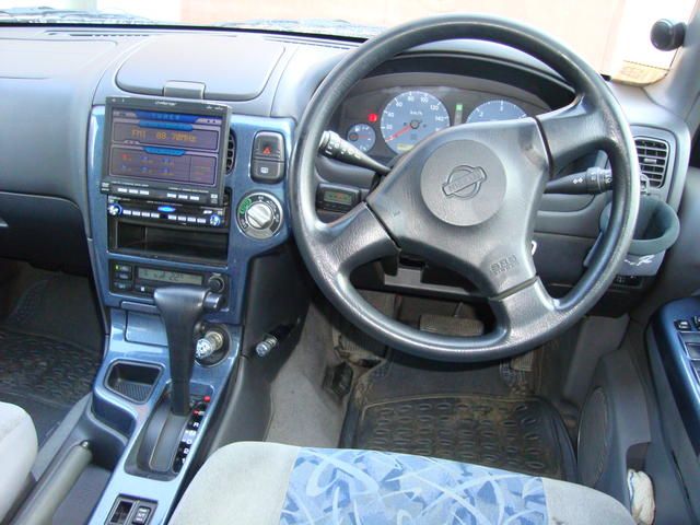 2001 Nissan Terrano