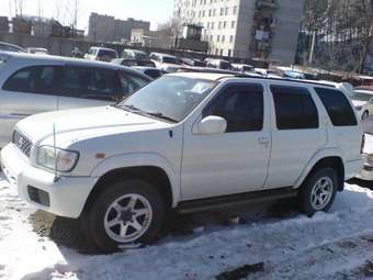 2001 Nissan Terrano