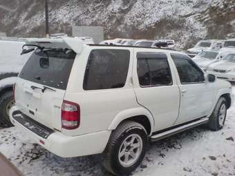 2001 Terrano