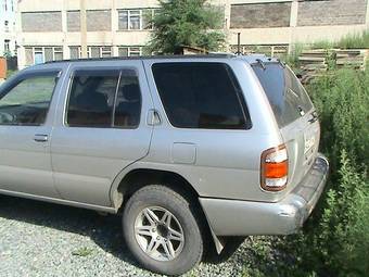 2001 Nissan Terrano Pics
