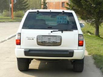 2001 Nissan Terrano Photos