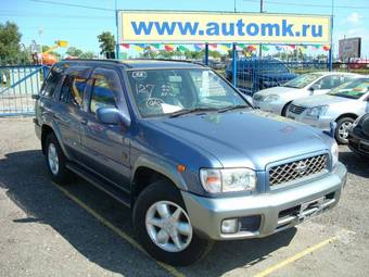 2001 Nissan Terrano Pictures