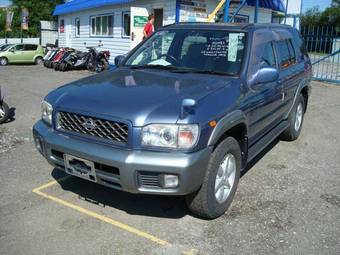 2001 Nissan Terrano Photos