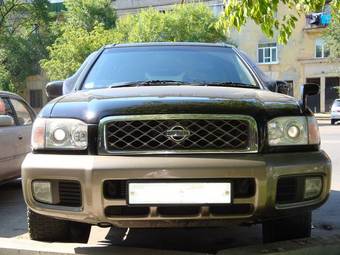 2002 Nissan Terrano Pics