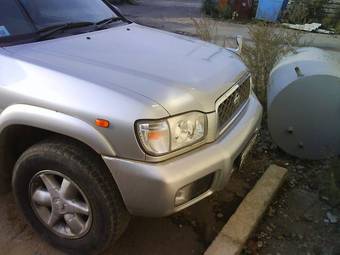 2002 Nissan Terrano Photos