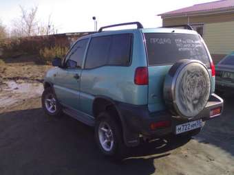 1994 Nissan Terrano II Photos