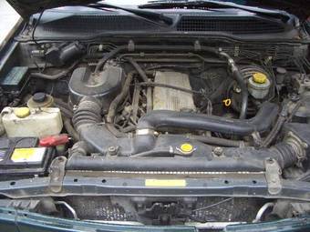 1999 Nissan Terrano II Photos