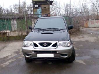 2000 Nissan Terrano II Pictures