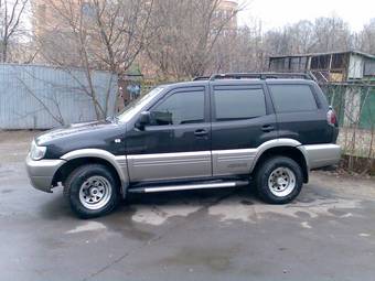 2000 Nissan Terrano II Pictures