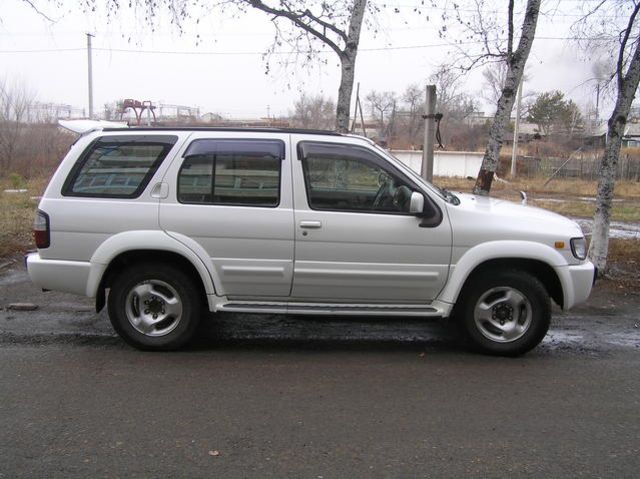 1996 Nissan Terrano Regulus