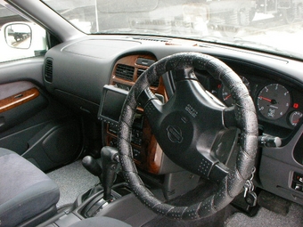 Nissan Terrano Regulus