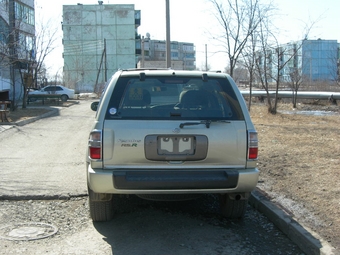 Nissan Terrano Regulus