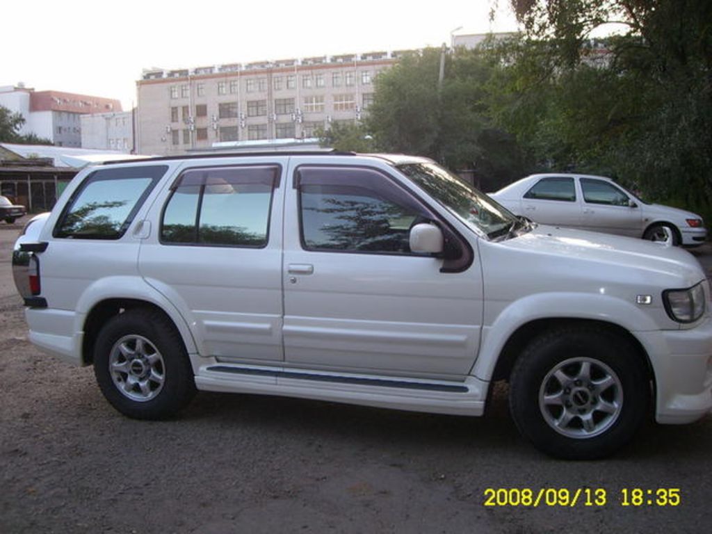 1997 Nissan Terrano Regulus