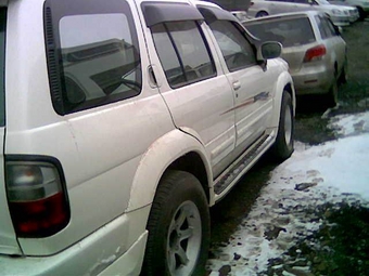 Nissan Terrano Regulus