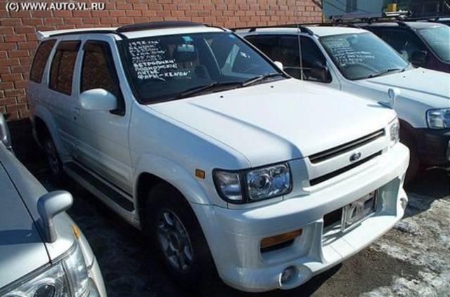 1998 Nissan Terrano Regulus