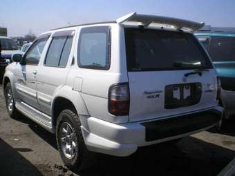 Nissan Terrano Regulus