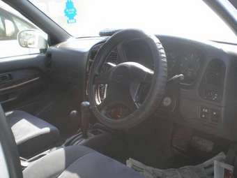 Nissan Terrano Regulus