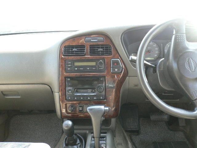 1998 Nissan Terrano Regulus
