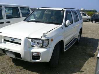 Nissan Terrano Regulus