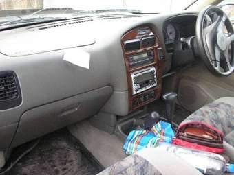 Nissan Terrano Regulus