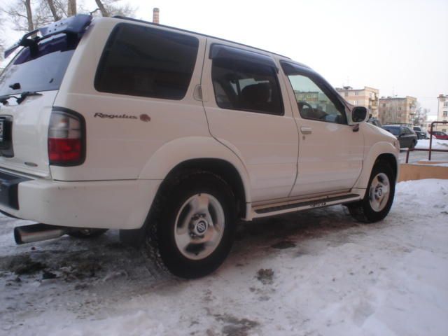 1999 Nissan Terrano Regulus