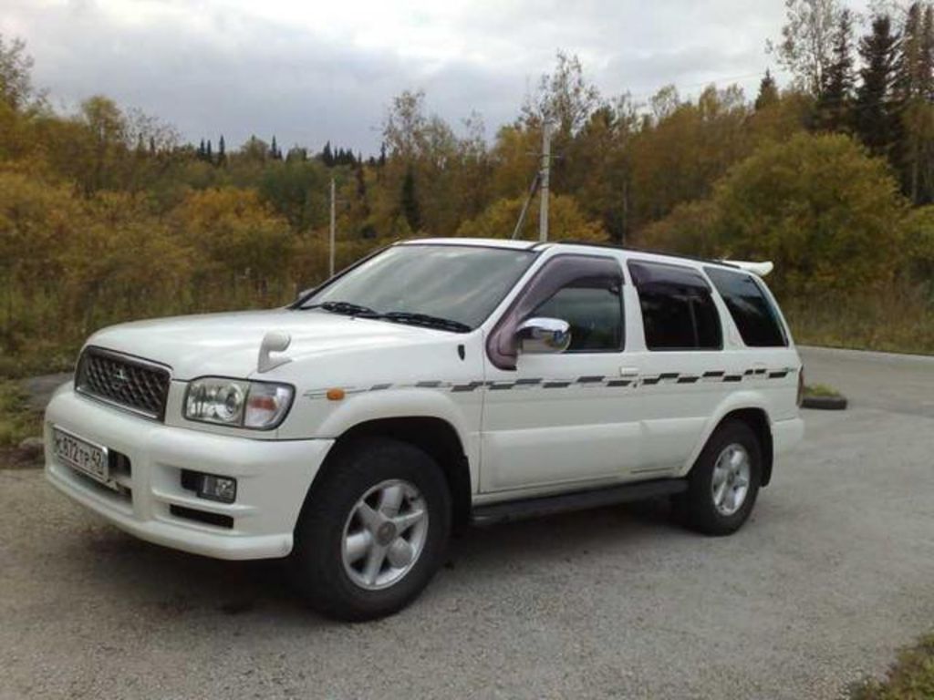 1999 Nissan Terrano Regulus