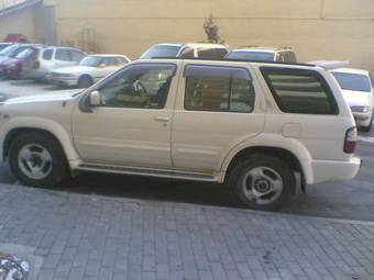 1999 Nissan Terrano Regulus Pics