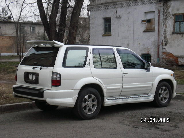 Ниссан Регулус Фото