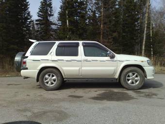 1999 Nissan Terrano Regulus Images