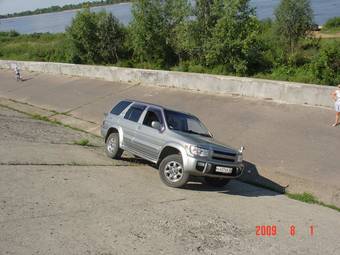 2000 Nissan Terrano Regulus Pictures