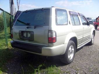 2000 Nissan Terrano Regulus Pictures