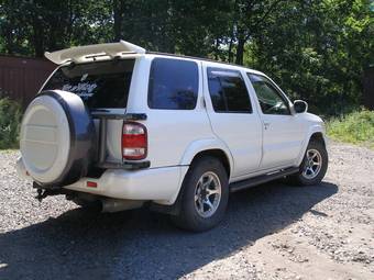 2000 Nissan Terrano Regulus Photos