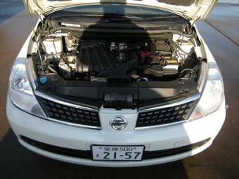 2004 Nissan Tiida For Sale