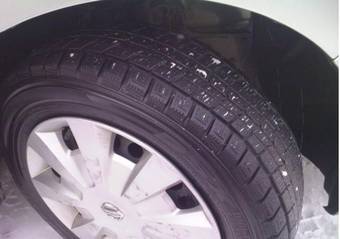 2004 Nissan Tiida Pictures
