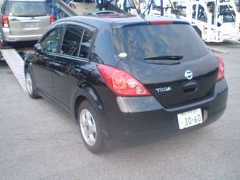 2005 Nissan Tiida Pictures
